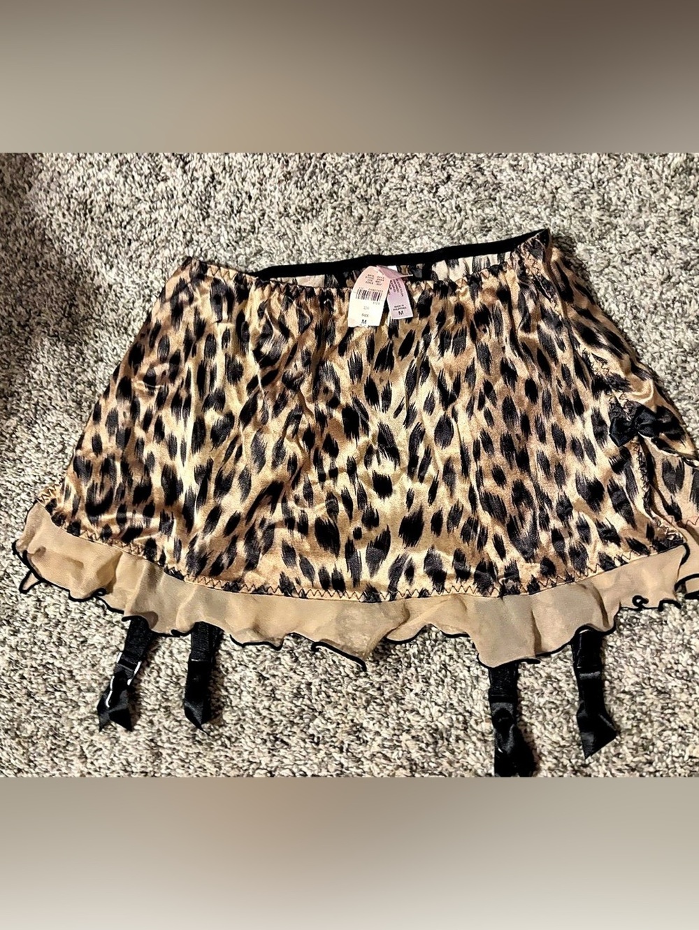 NWT Vintage Victoria's Secret Y2K Leopard Print Satin Garter Skirt Thong Medium